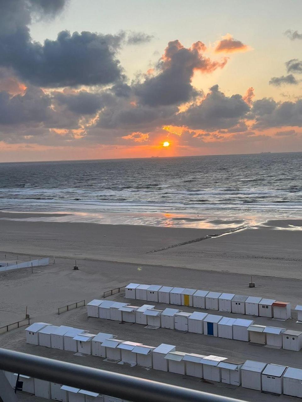 3Br Zeedijk Apartment Ocean View Blankenberge Eksteriør bilde